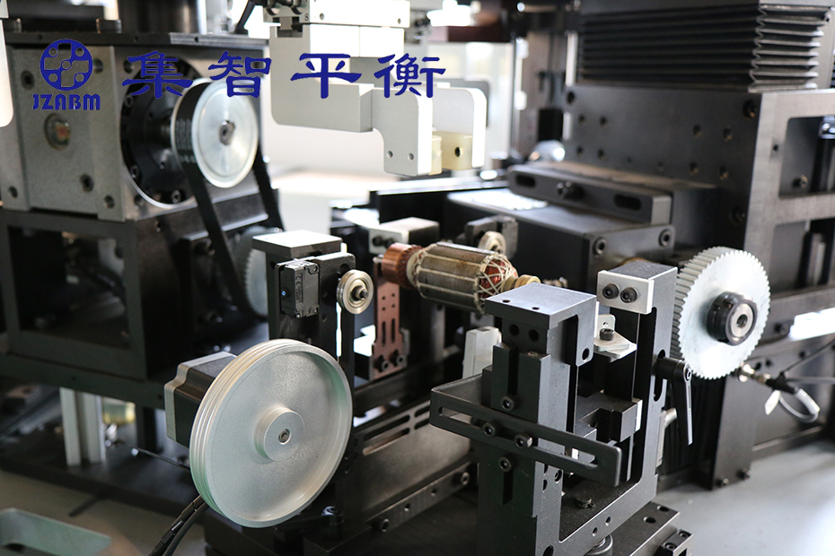 發(fā)電機(jī)全自動轉(zhuǎn)子平衡機(jī)